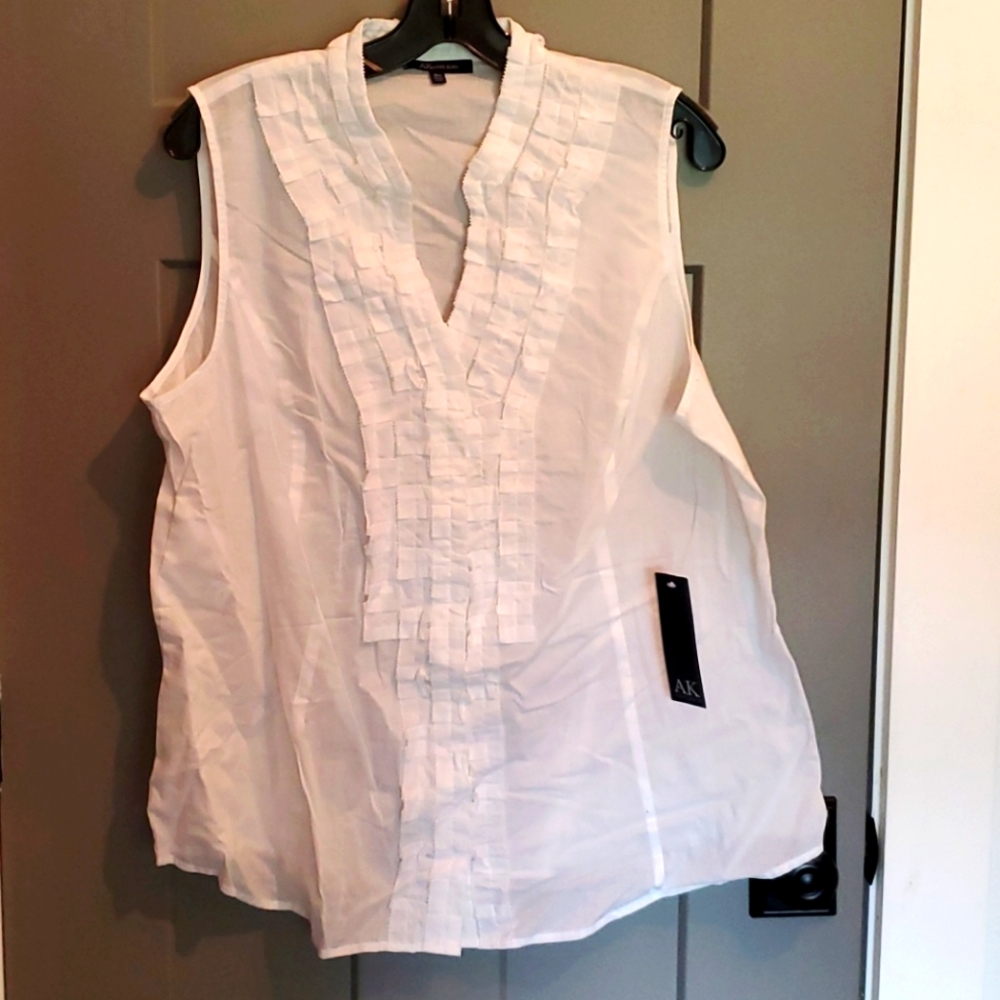 NEW Anne Klein brand ladies snap button down - TAGS ATTACHED